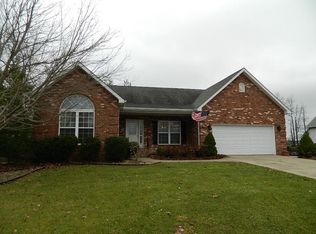 423 Deer Lake Rd, Elizabethtown, KY 42701