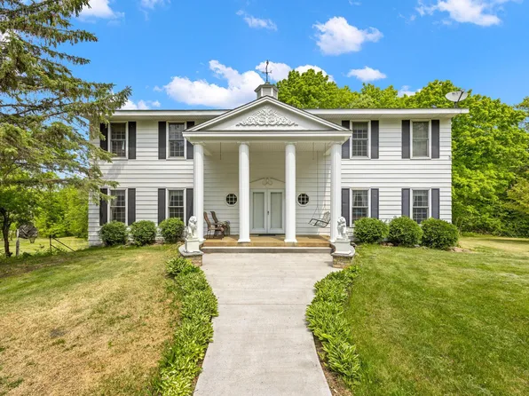 7270 Woodland Trl, Rockford, MN 55373