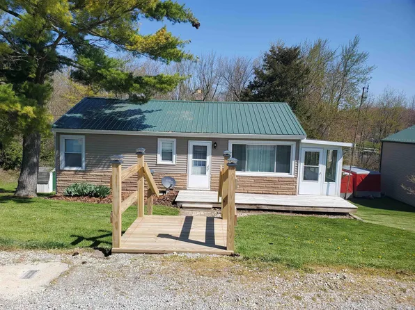 1571 E Bair Rd, Columbia City, IN 46725