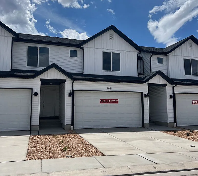 2981 W Graham Loop