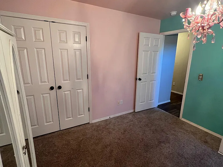 1805 E Jacksonville St — Photo 35