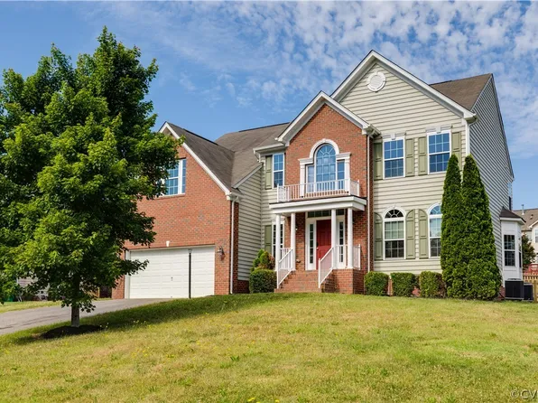 917 Winding Trail Ln, Richmond, VA 23223