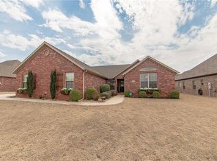 2007 Florence Ave, Lowell, AR 72745