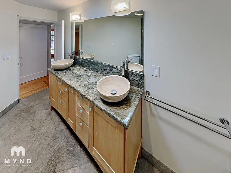 10924 Barranca Dr — Photo 16