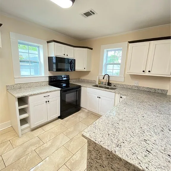 615 Orchard St — Photo 10