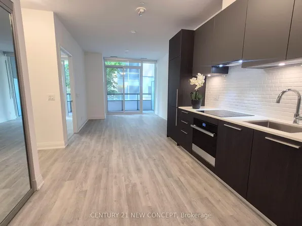 65 Broadway Ave S #209, Toronto, ON M4P 1T9