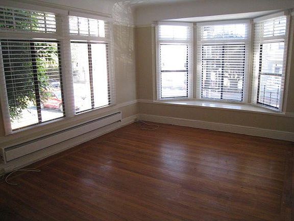 5th image of 1010 Fell St APT 10
