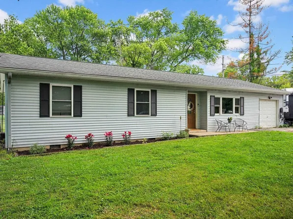 1051 Trinton Cir, Bedford, IN 47421