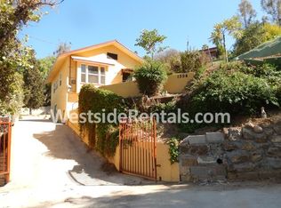 1554 Parmer Ave, Los Angeles, CA 90026