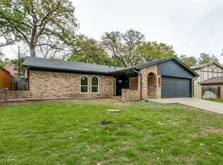 2713 Plover Ln, Irving, TX 75060