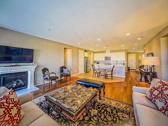 2nd image of 308 Shadeswood Dr