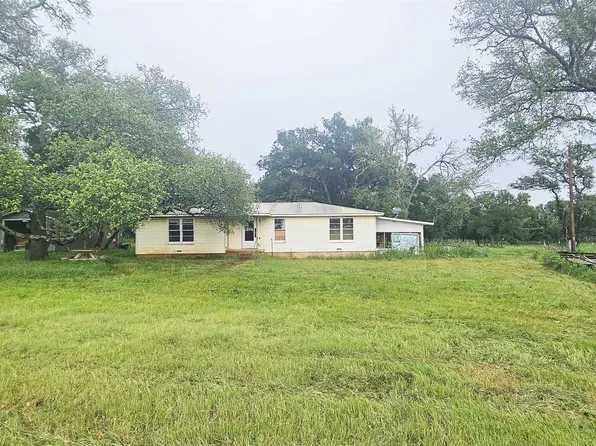 505 E FM 501, Cherokee, TX 76832
