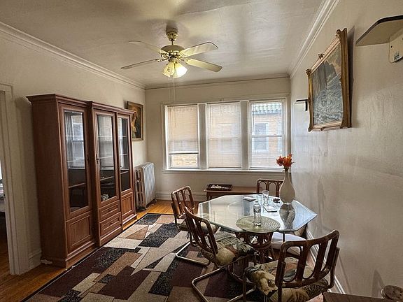 2nd image of 4045-4055 W School St #4053-3S