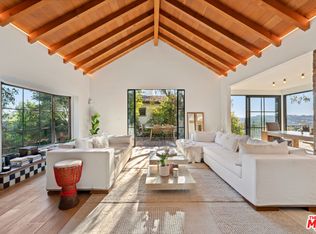 3351 Deronda Dr, Los Angeles, CA 90068