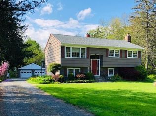6 Settlers Ln, Sandy Hook, CT 06482