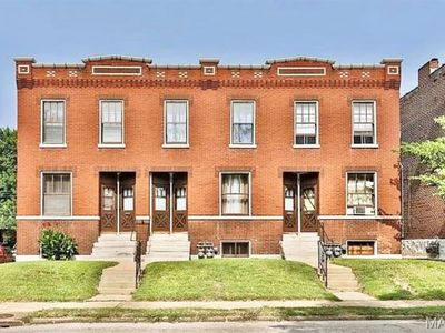 549 Bates St, Saint Louis, MO, 63111