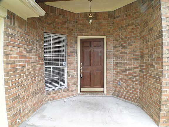 2nd image of 22807 Red River Dr
