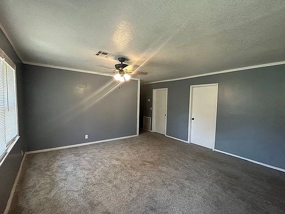 3rd image of 39668 Barton Rd