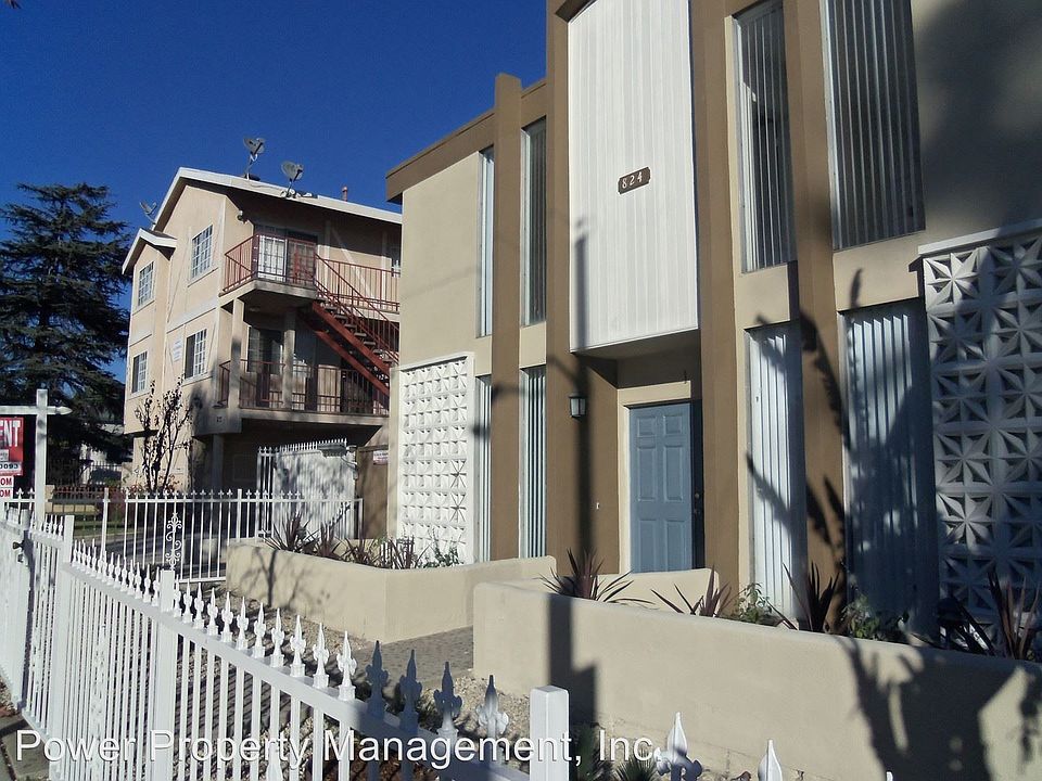 2nd image of 824 Myrtle Ave APT 5