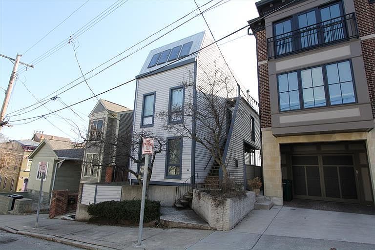 1st image of 1138 Carney St Unit 2