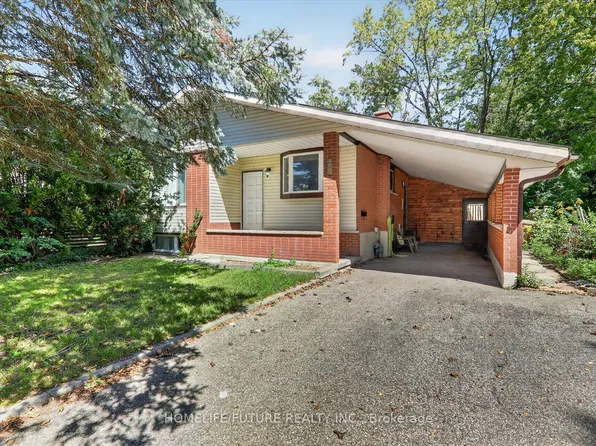 7 Cardill Cres, Waterloo, ON N2L 3Y7