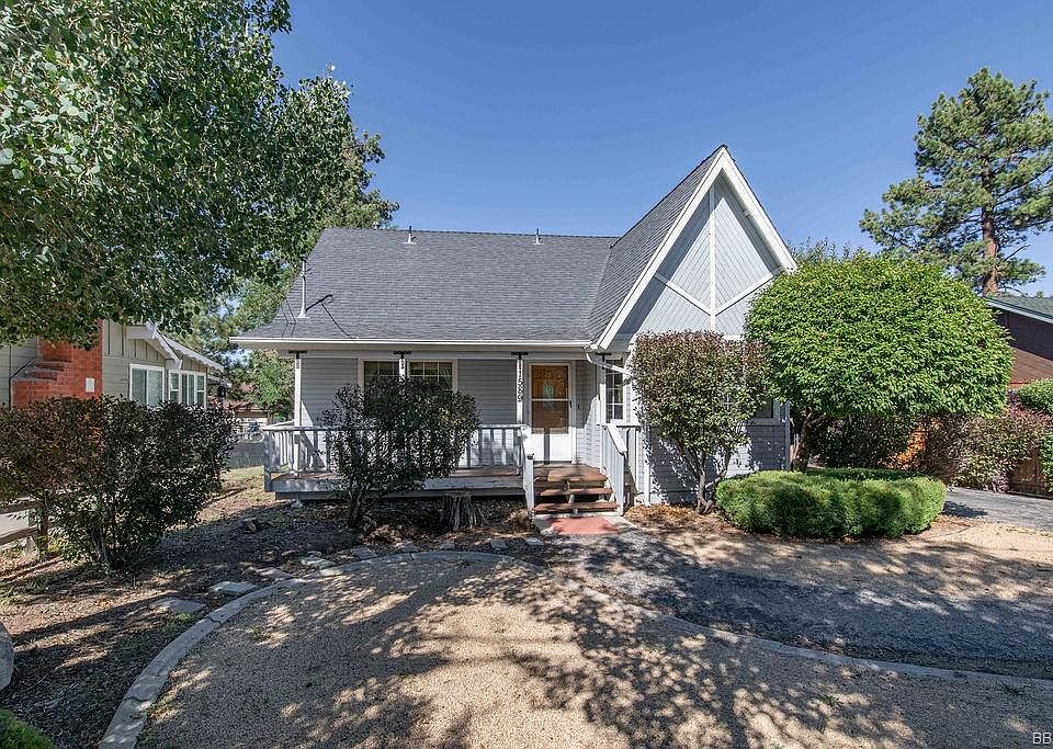 1st image of 1589 Malabar Way