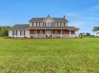 110 Buckeye Ln, New Columbia, PA 17856