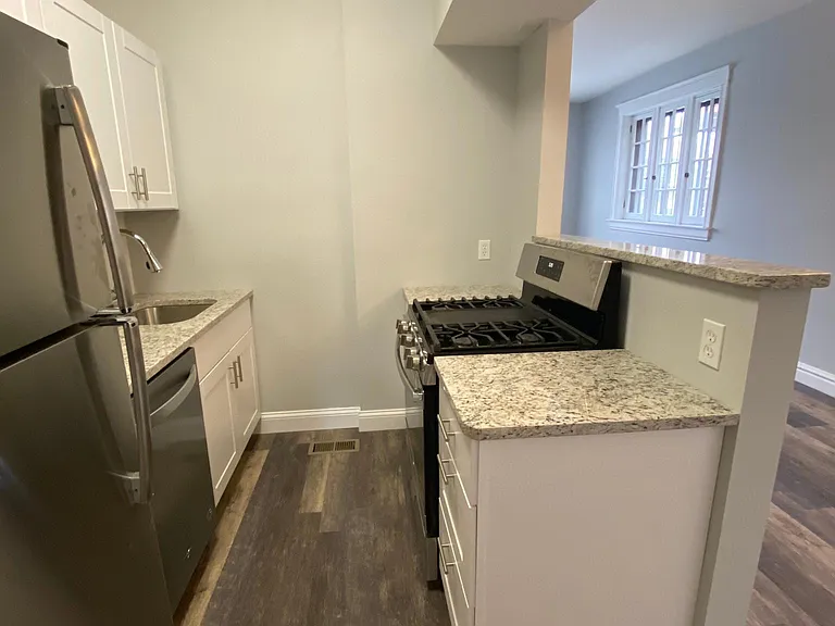 6306 Cates Ave #2W — Photo 7