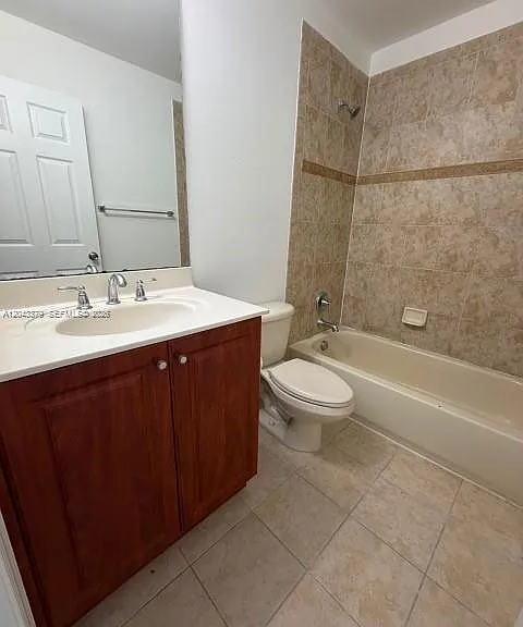 3595 NW 13th St #3595 — Photo 9