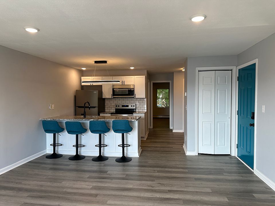 1st image of 314 Oak St APT 22