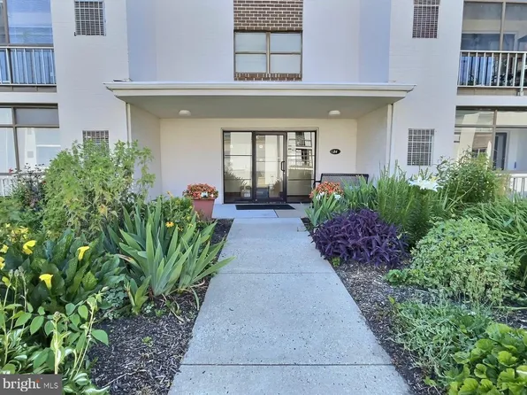 84 Welsh Tract Rd APT 205, Newark, DE 19713