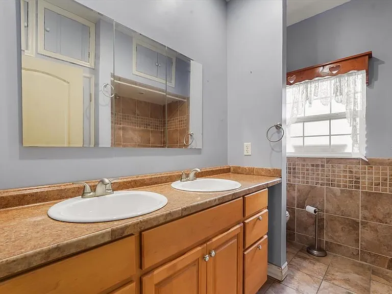 3303 Massee Rd — Photo 33