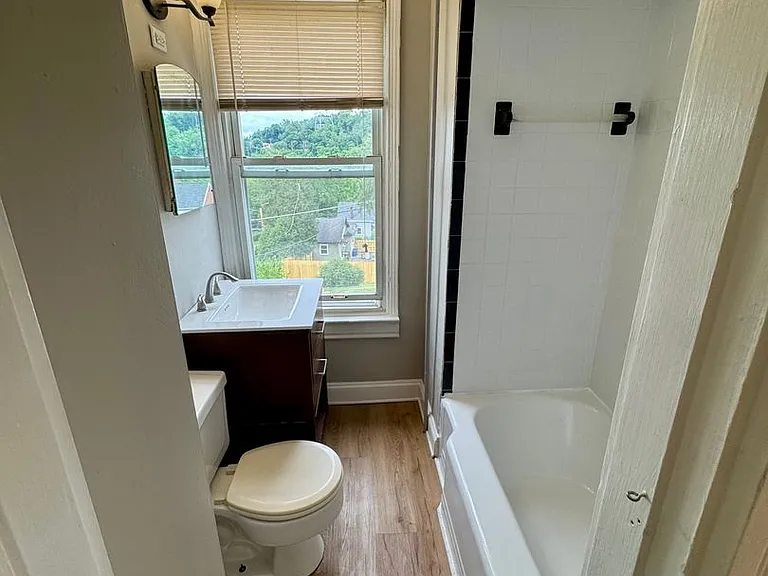 4451 Highridge Street — Photo 15