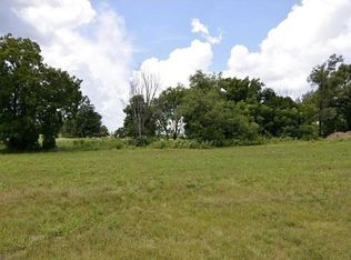 220 S Brookwood Dr, Mount Horeb, WI 53572