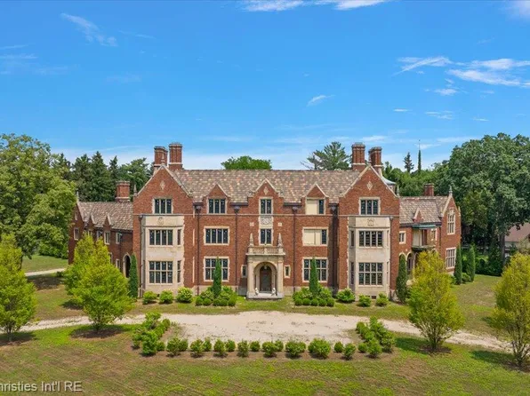 19366 Lucerne St, Highland Park, MI 48203