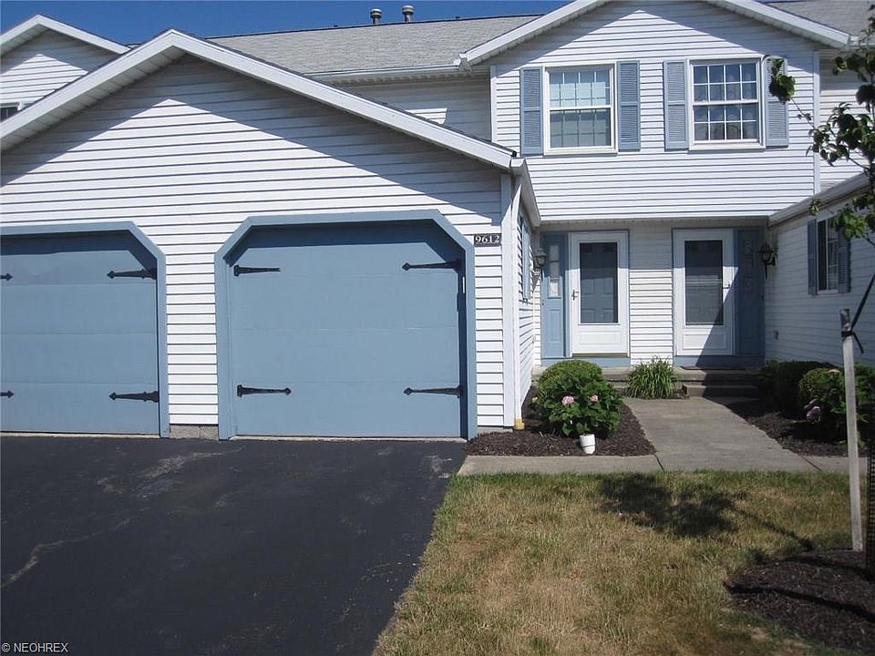 1st image of 9612 E Idlewood Dr