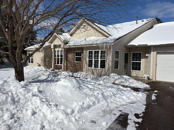 163 Wedgewood Dr, Saint Paul, MN 55115