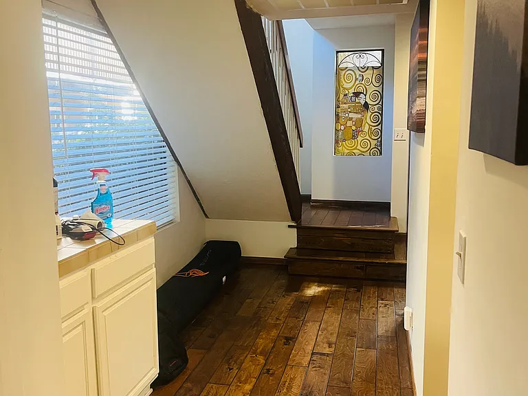 11718 Goshen Ave #6 — Photo 6