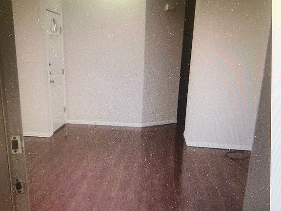 5th image of 2113 Ragland Rd