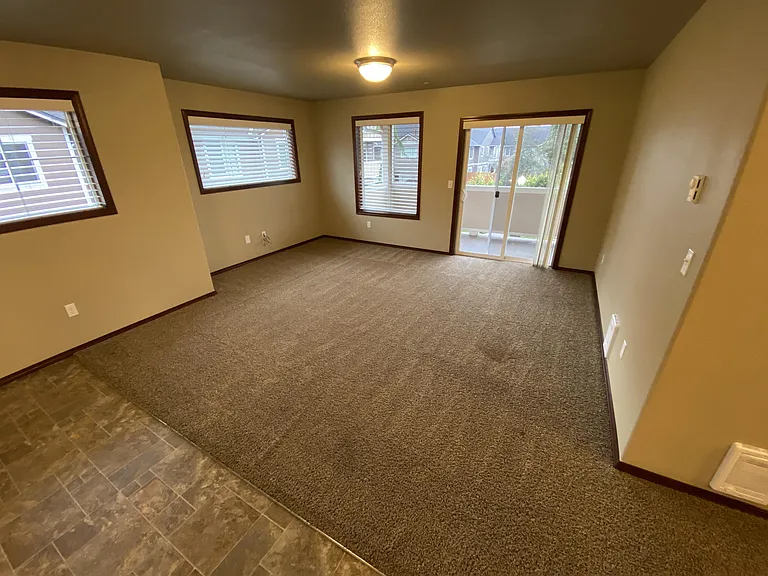 5022 148th St NE #201 — Photo 6