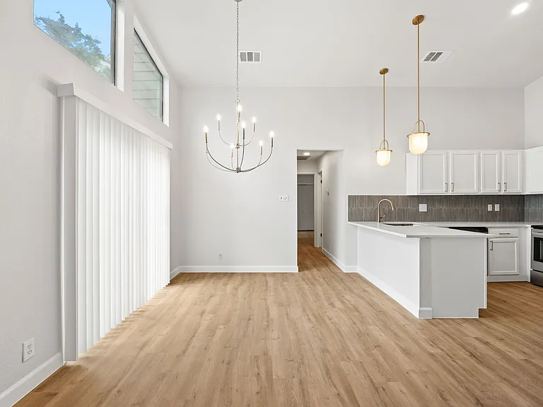 13018 Brook Garden Ln — Photo 6