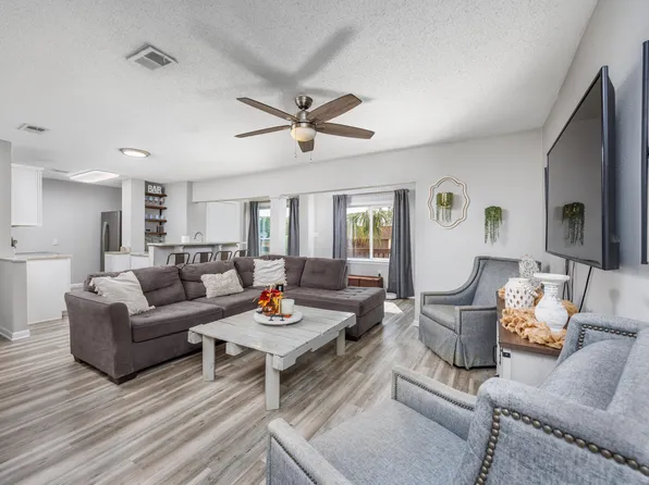 404 Marshall Ct NW Unit 3, Fort Walton Beach, FL 32548
