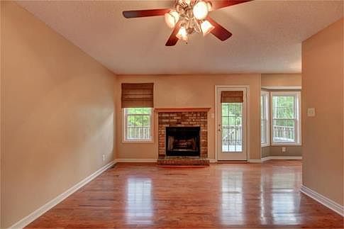 4th image of 2754 Nelsons Way