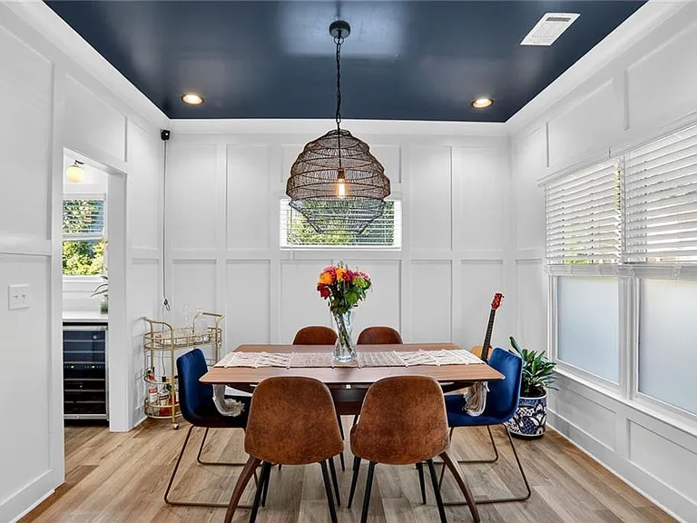 1170 Moton Ave SW — Photo 4