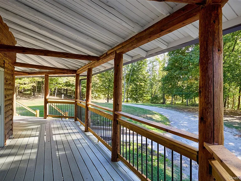 568 Oak Summit Rd — Photo 40