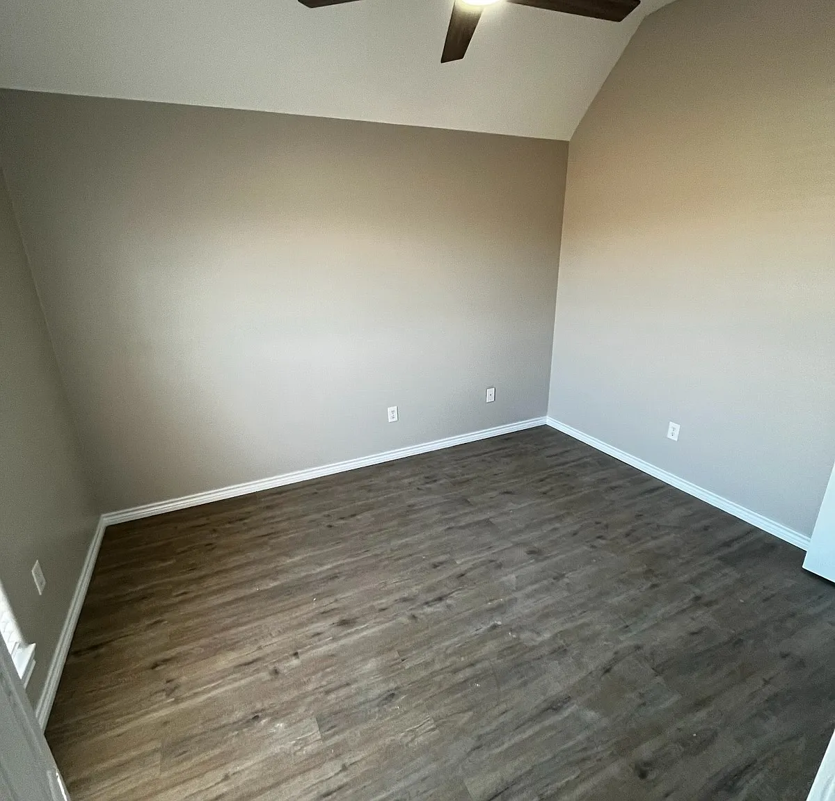 4 bed, 1749 sqft, $3,495 — Photo 4
