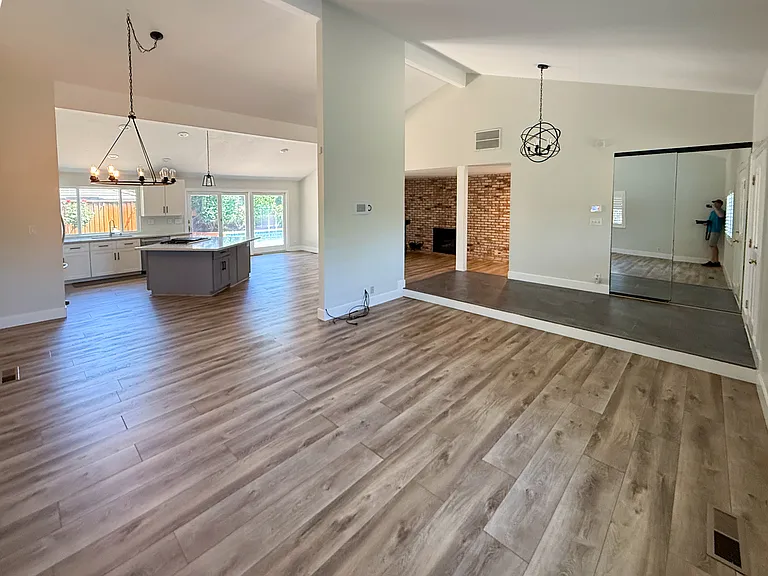 229 Mountaire Cir — Photo 4