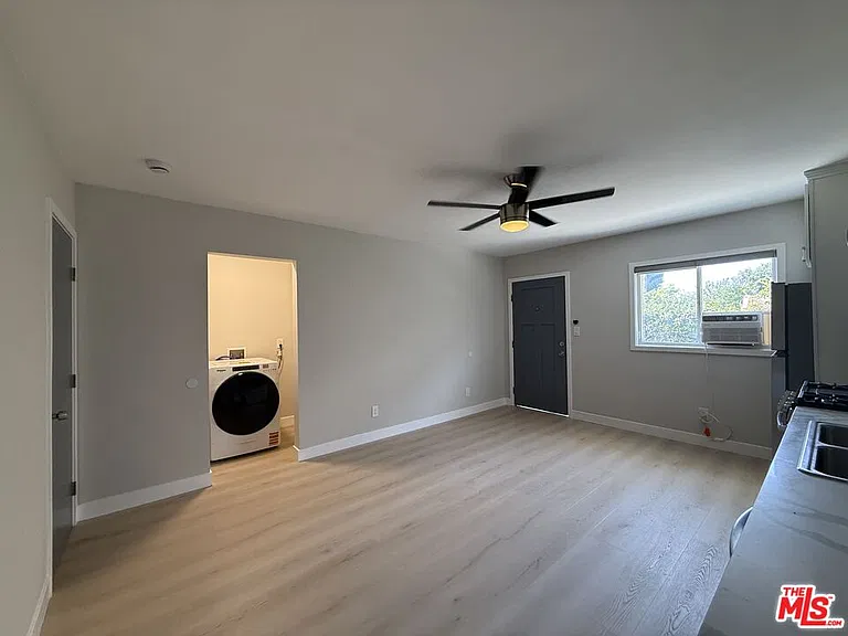 1505 S Cochran Ave #1 — Photo 3