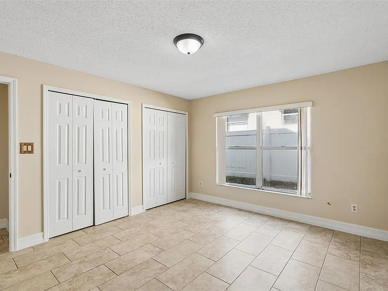 7769 Barberry Dr — Photo 9