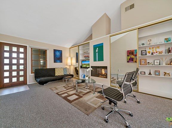 5th image of 993 E Parocela Pl APT 4